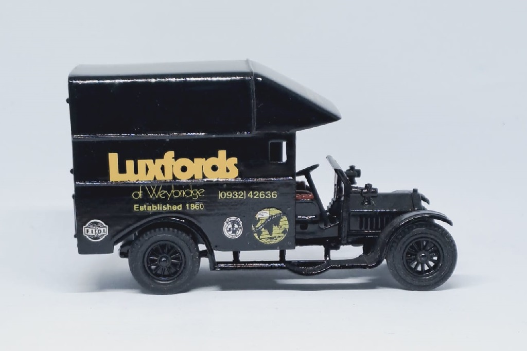 AC163 (Maybe AC163 or AC165); Luxfords; 1918 Crossley Lorry